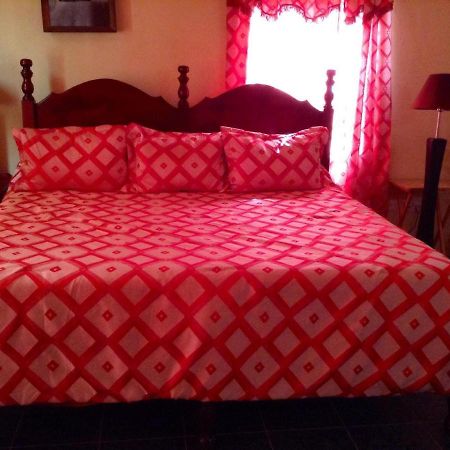 North Bay Inn Sauteurs Екстериор снимка
