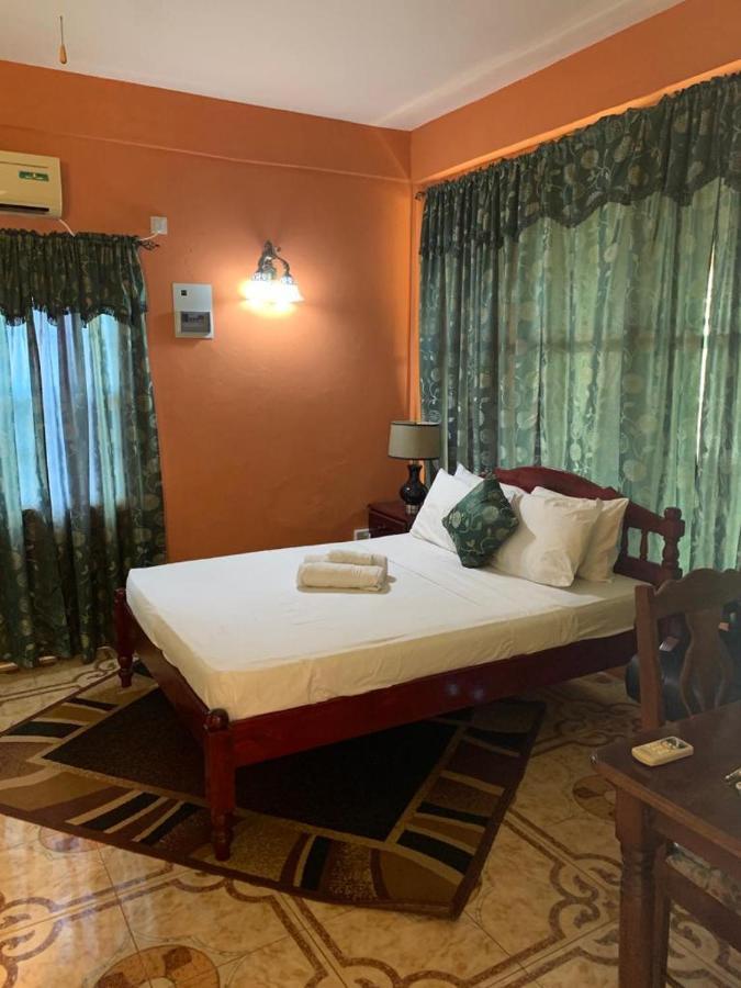 North Bay Inn Sauteurs Екстериор снимка