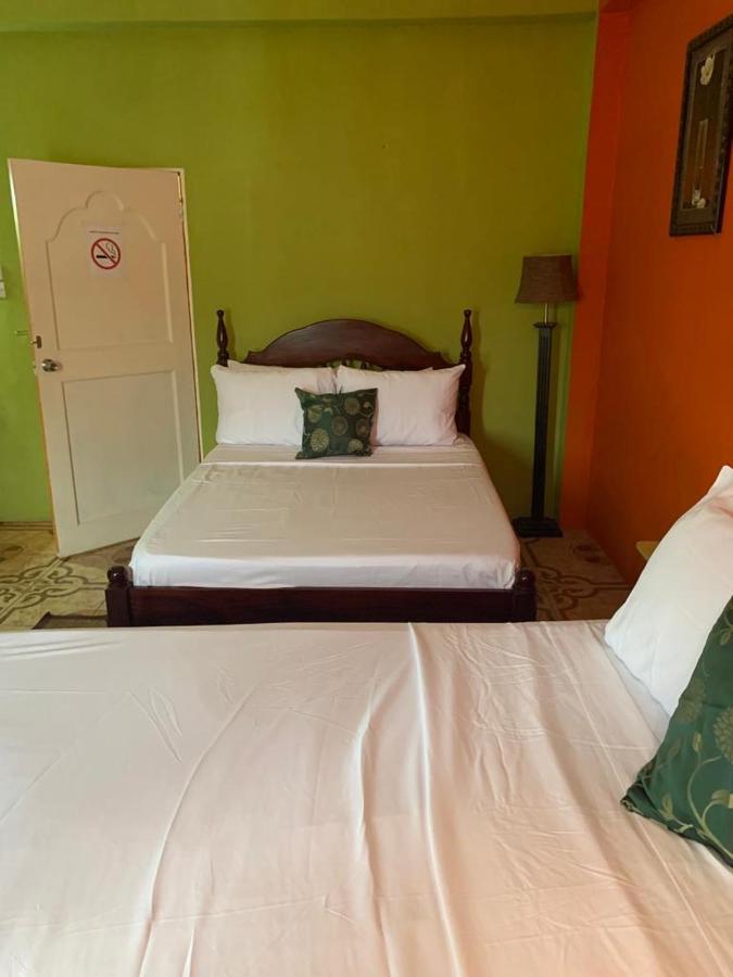 North Bay Inn Sauteurs Екстериор снимка