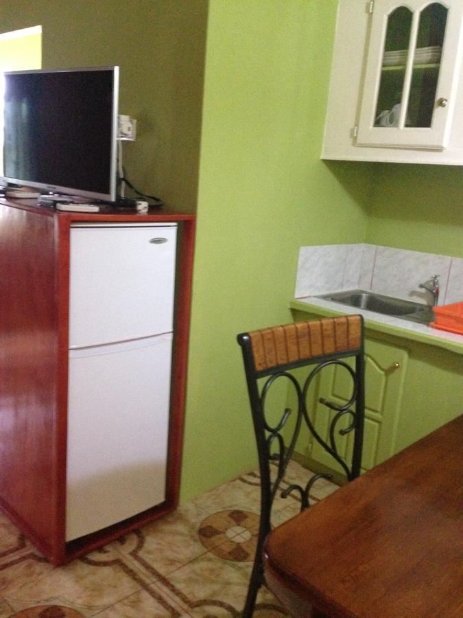 North Bay Inn Sauteurs Екстериор снимка