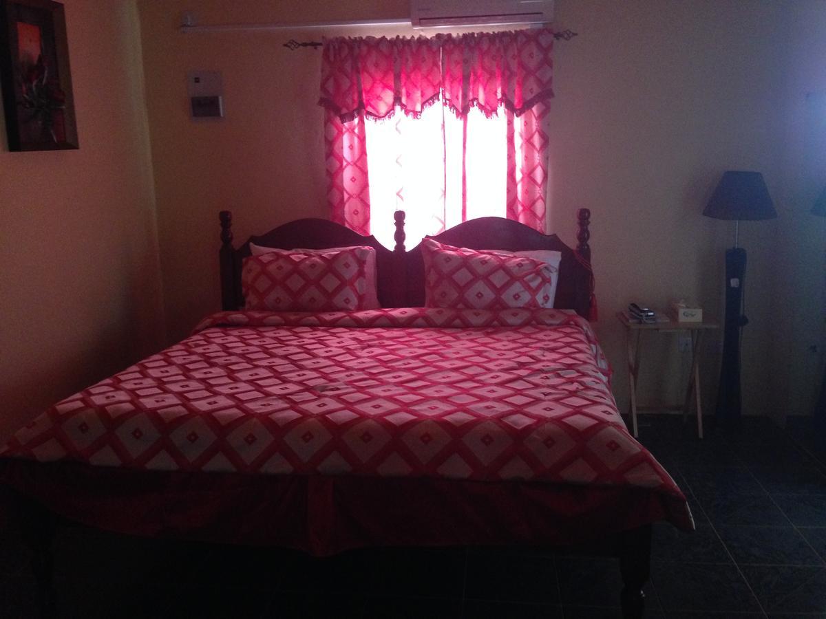 North Bay Inn Sauteurs Екстериор снимка