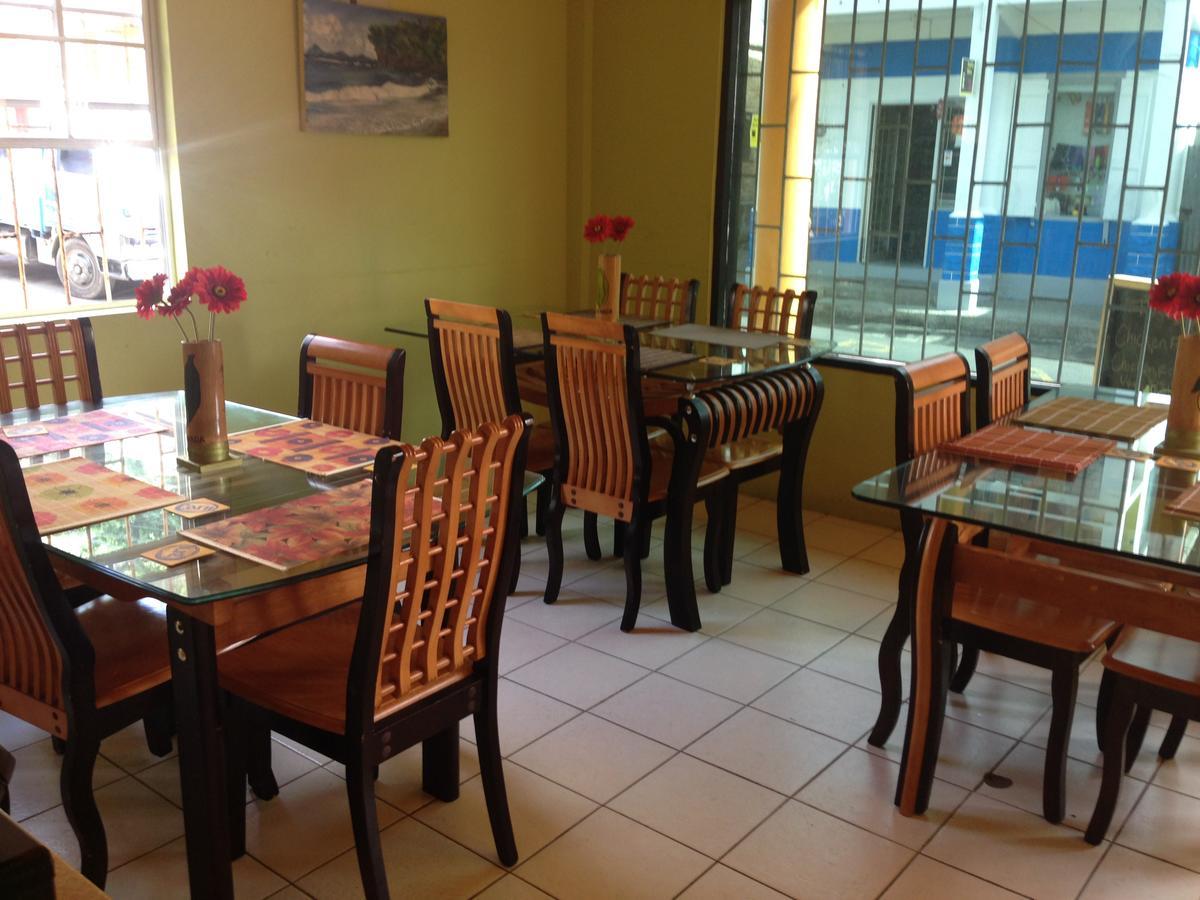 North Bay Inn Sauteurs Екстериор снимка